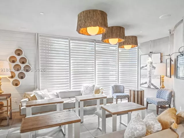 2-bedroom condo for sale in Sunny Isles Beach -  - MondialRealty
