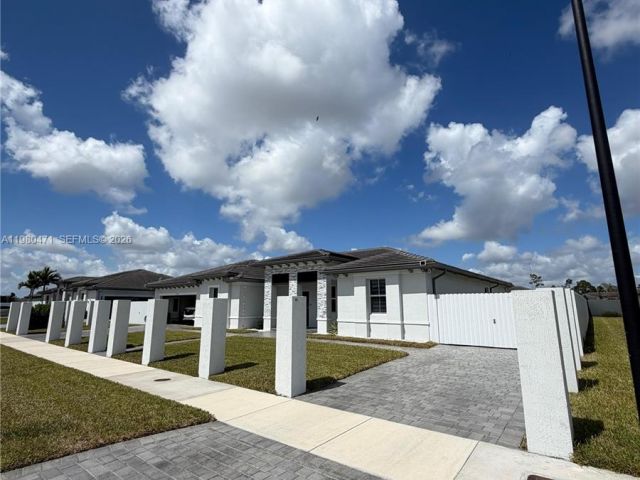 Home for rent at 16751 SW 291st Ter 16751 - photo 7459787