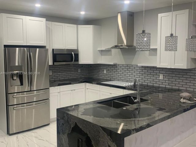 Home for sale at 1720 NW 110th Ter - photo 7532276