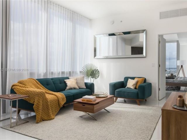 Apartment for rent  Unit #3402 - photo 7487982