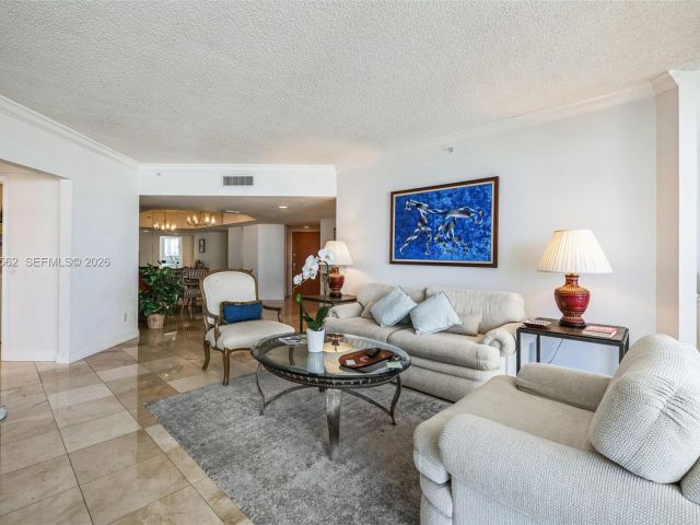 Apartment for sale  Unit #1802 - photo 7505483