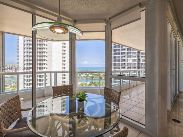 Apartment for sale  Unit #1802 - photo 7505488