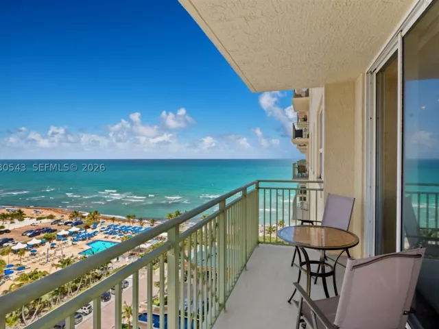 2-bedroom condo for sale in Hallandale Beach - 2080 S Ocean Dr 1402 - MondialRealty