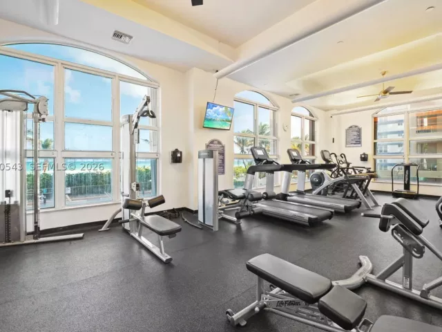 2-bedroom condo for sale in Hallandale Beach - 2080 S Ocean Dr 1402 - MondialRealty