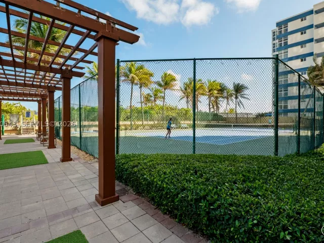 2-bedroom condo for sale in Hallandale Beach - 2080 S Ocean Dr 1402 - MondialRealty