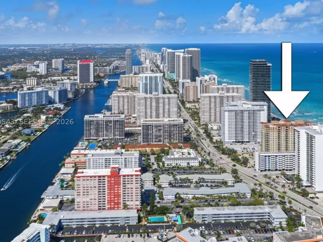 2-bedroom condo for sale in Hallandale Beach - 2080 S Ocean Dr 1402 - MondialRealty
