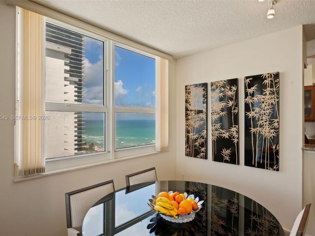 Apartment for sale  Unit #1402 - photo 7498341