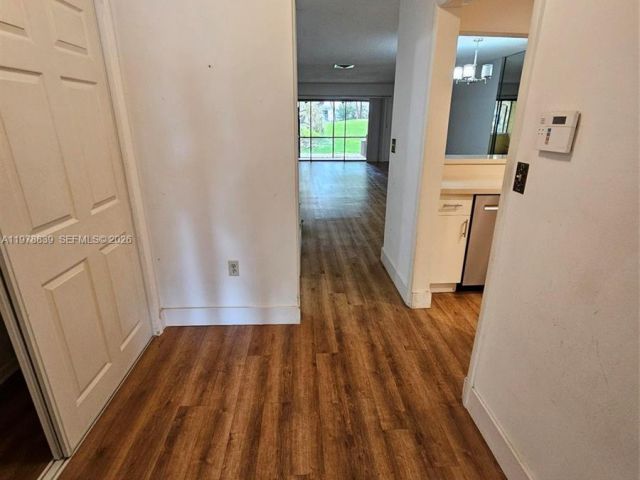 Home for rent at 3950 ESTEPONA AVE 6-D-6 - photo 7484957