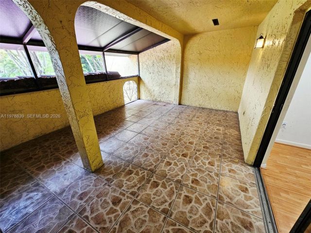 Home for rent at 3950 ESTEPONA AVE 6-D-6 - photo 7484970