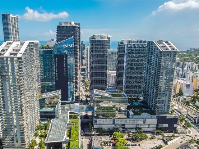 Apartment for sale  Unit #1109 - photo 7508126