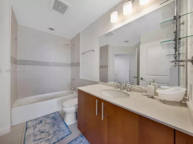 2-bedroom condo for sale in Hallandale Beach - 1945 S Ocean Dr 714 - MondialRealty