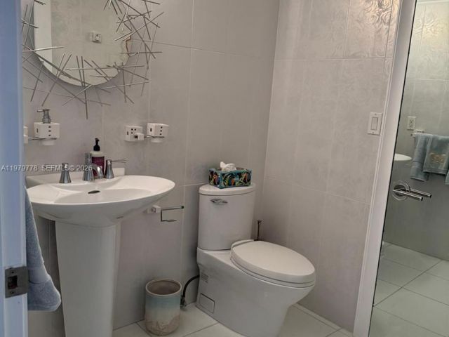 Apartment for sale  Unit #2710 - photo 7486558