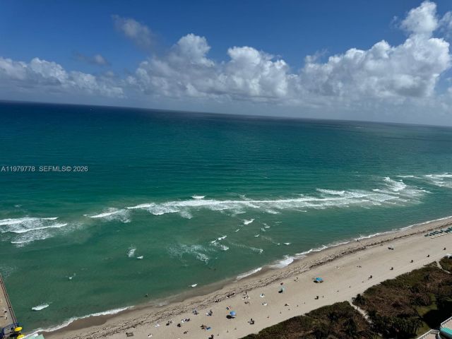 Apartment for sale  Unit #2710 - photo 7486561