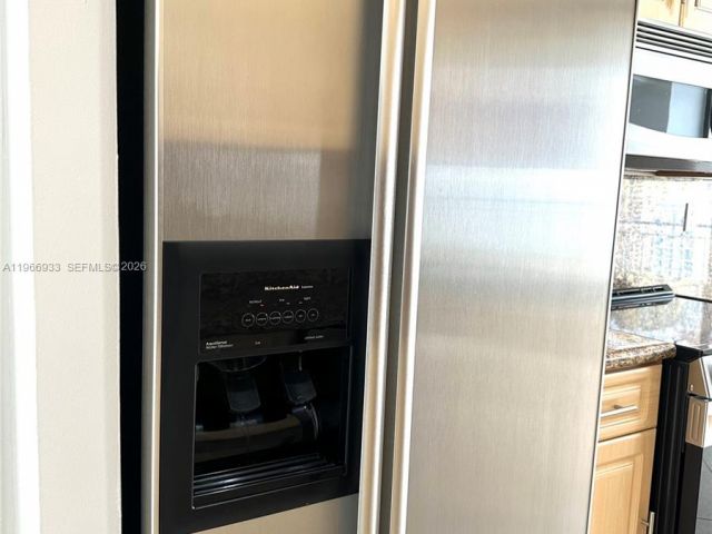 Apartment for sale  Unit #2411 - photo 7495354