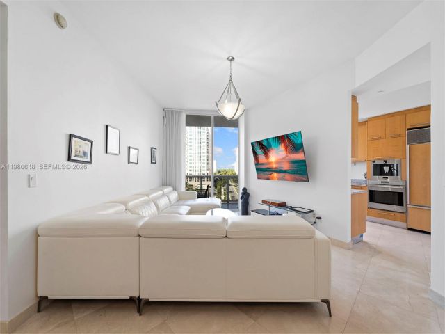 Apartment for rent  Unit #405 - photo 7497401