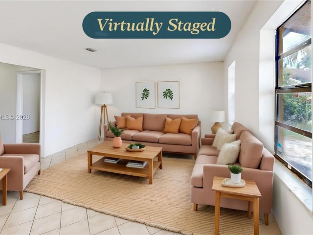 Home for sale at 1664 SW 2nd Ct - photo 7459446