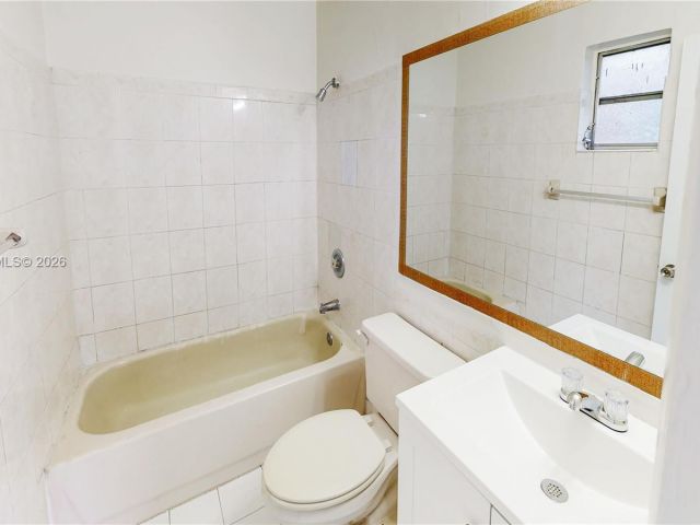 Home for sale at 1664 SW 2nd Ct - photo 7459458