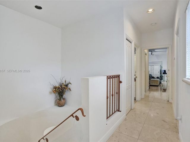 Home for sale at 18450 NE 30th place 18450 - photo 7476407