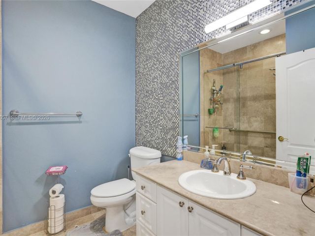 Home for sale at 18450 NE 30th place 18450 - photo 7476411