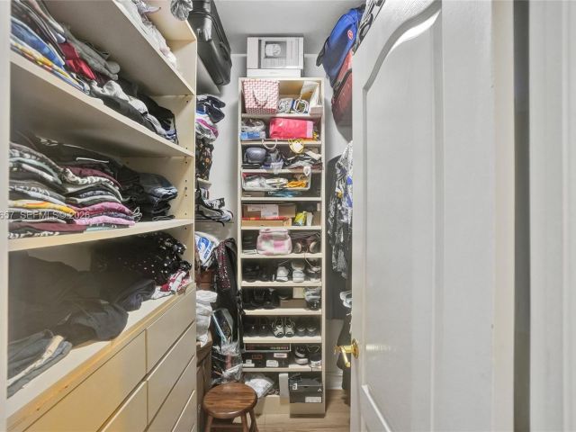 Home for sale at 18450 NE 30th place 18450 - photo 7476423