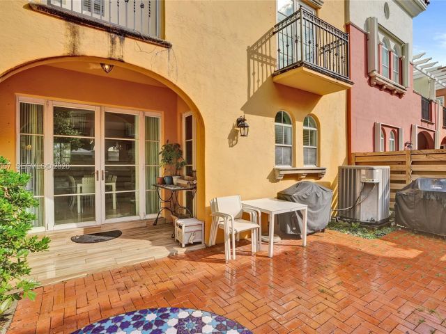 Home for sale at 18450 NE 30th place 18450 - photo 7476429