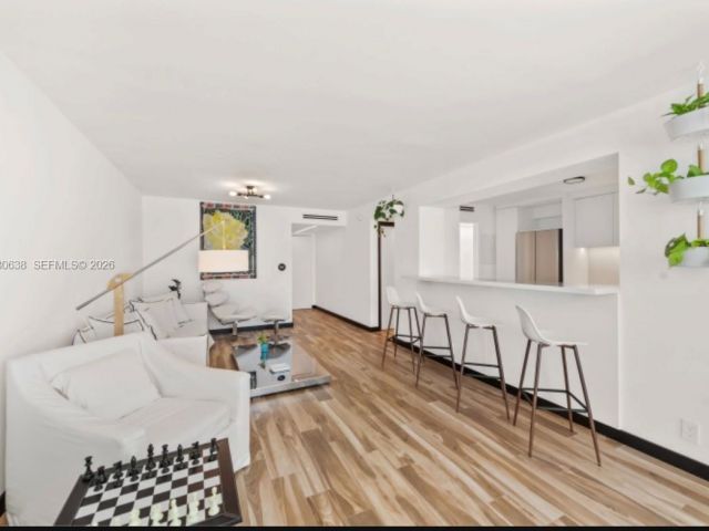 Apartment for sale  Unit #504 - photo 7504230