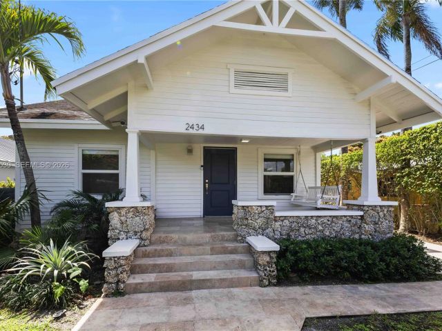 Home for sale at 2434 SW 15th St - photo 7503699