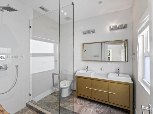 Home for sale at 2434 SW 15th St - photo 7503713