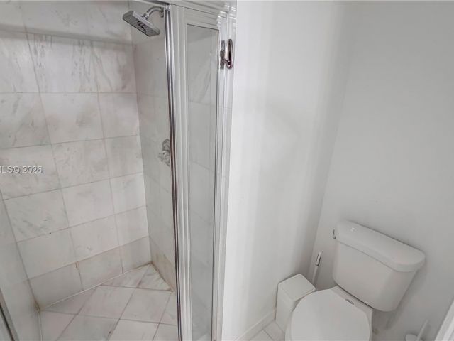 Apartment for sale  Unit #LPH13 - photo 7504013