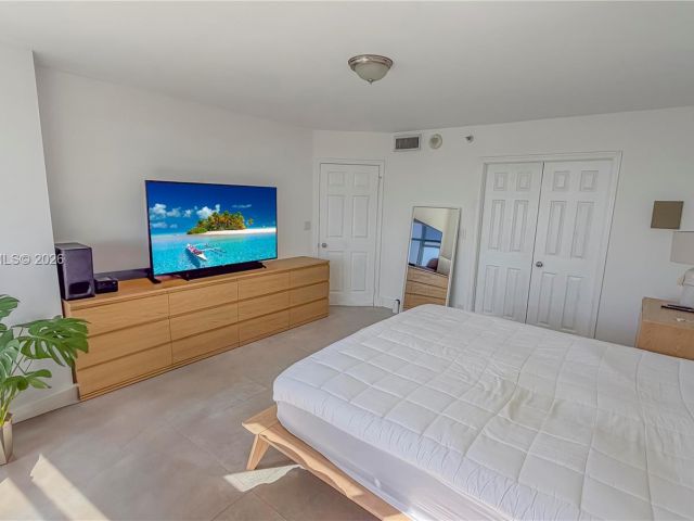 Apartment for sale  Unit #LPH13 - photo 7504014