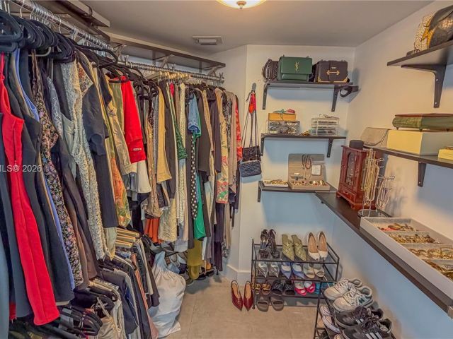 Apartment for sale  Unit #LPH13 - photo 7504016