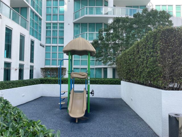 Apartment for sale  Unit #2-606 - photo 7521610