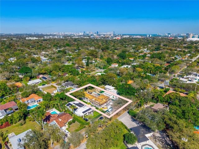 Home for sale at 739 NE 111th St - photo 7484038