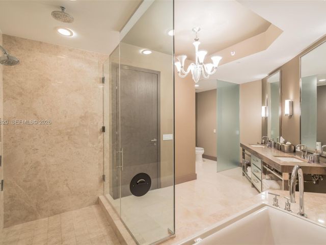 Apartment for rent  Unit #2100 - photo 7507799