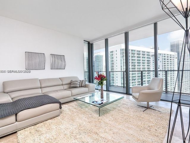 Apartment for sale  Unit #2807 - photo 7509290