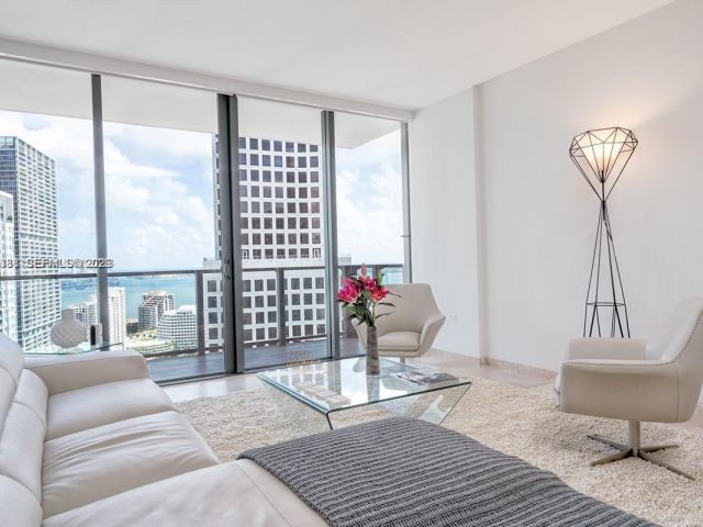 Apartment for sale  Unit #2807 - photo 7509291