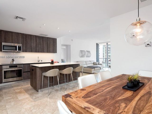 Apartment for sale  Unit #2807 - photo 7509292