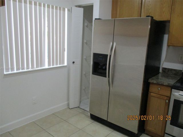 3-bedroom home for rent in Miami - 13910 SW 175th Ter 13010 - MondialRealty