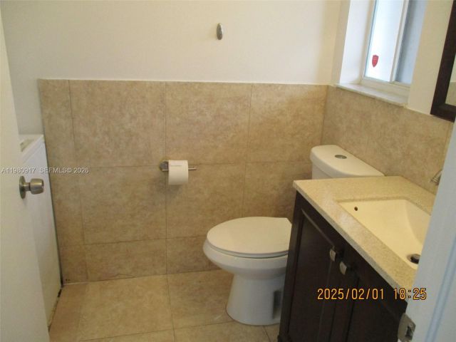 3-bedroom home for rent in Miami - 13910 SW 175th Ter 13010 - MondialRealty
