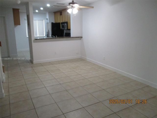 3-bedroom home for rent in Miami - 13910 SW 175th Ter 13010 - MondialRealty
