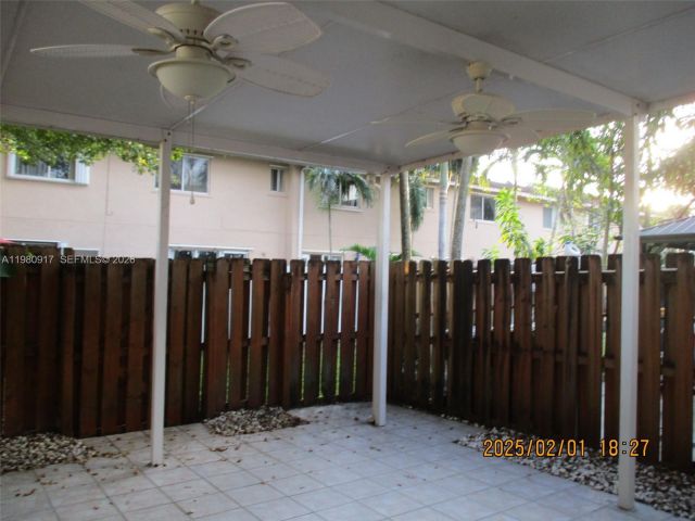3-bedroom home for rent in Miami - 13910 SW 175th Ter 13010 - MondialRealty