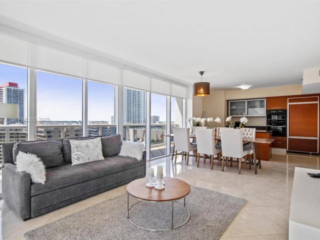 Apartment for rent  Unit #1406 - photo 7499466