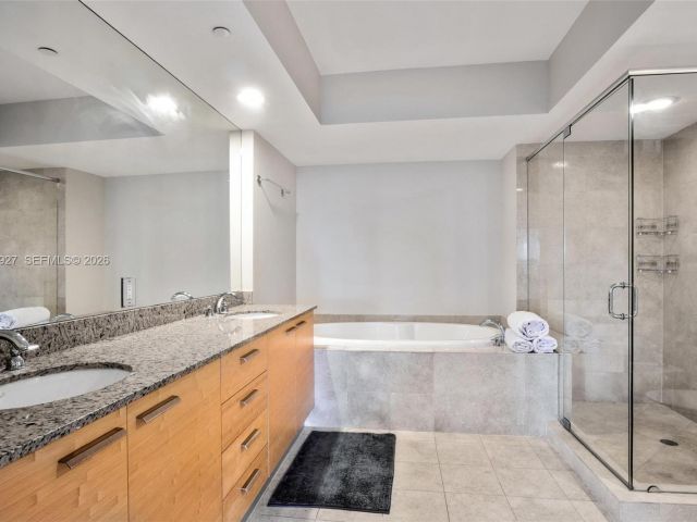 Apartment for rent  Unit #1406 - photo 7499478