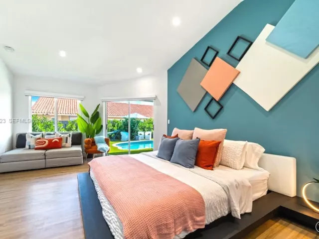 5-bedroom home for sale in Miami - 14481 SW 161st St - MondialRealty