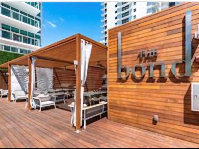 Apartment for rent  Unit #4106 - photo 7453637