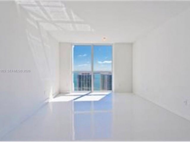 Apartment for rent  Unit #4106 - photo 7453640