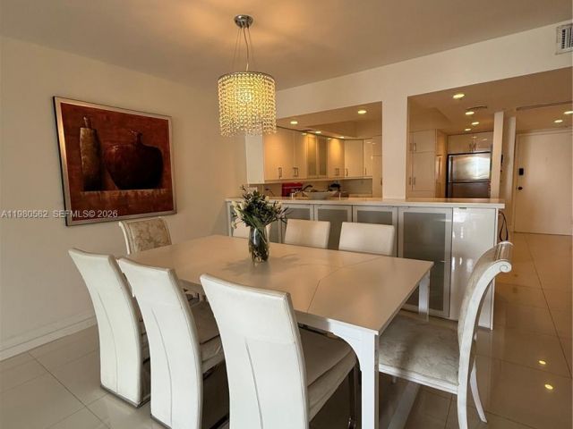 Apartment for sale  Unit #310 - photo 7502344