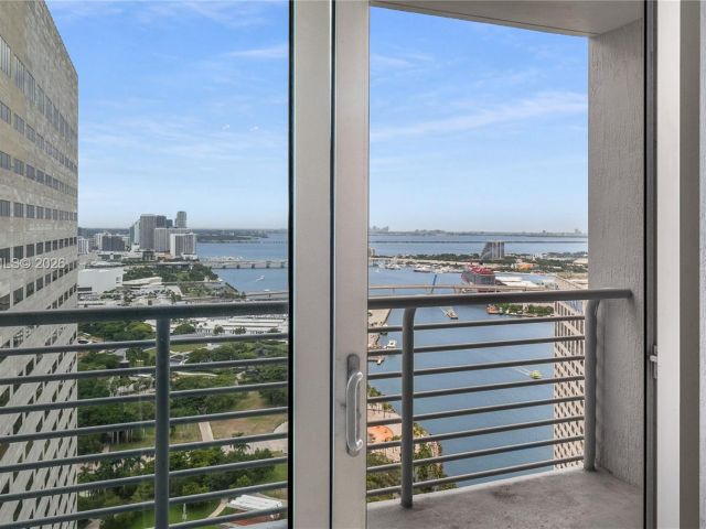 Apartment for rent  Unit #4314 - photo 7487193