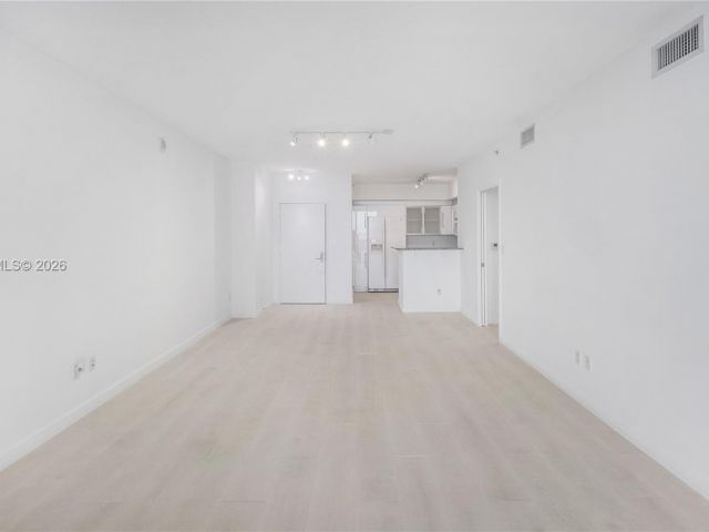 Apartment for rent  Unit #4314 - photo 7487198