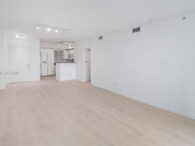 Apartment for rent  Unit #4314 - photo 7487199